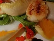 Rezept: Fruchtiger Chicoréesalat mit Jakobsmuscheln an Orangenvinaigrette Bild Nr. 2 Fruchtiger Chicoréesalat mit Jakobsmuscheln an Orangenvinaigrette - Rezept - Bild Nr. 2