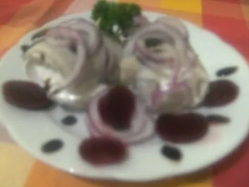 Matjes-Sauerrahmröllchen - Rezept