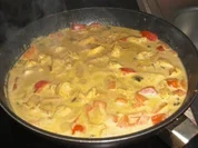 Rezept: Hähnchencurry mit Nudeln Hähnchencurry mit Nudeln - Rezept