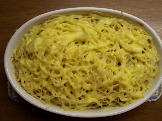 Rezept: Paprika-Puten-Ragout mit Nudelkruste Bild Nr. 4 Paprika-Puten-Ragout mit Nudelkruste - Rezept - Bild Nr. 4