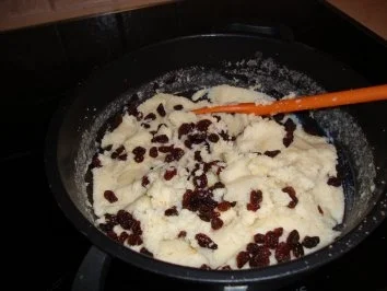 Rezept: Grießschmarrn Bild Nr. 3 Grießschmarrn - Rezept - Bild Nr. 3