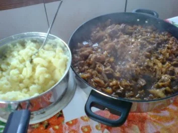 Rezept: Szegediner Gulasch mit Weißkohl Bild Nr. 18 Szegediner Gulasch mit Weißkohl - Rezept - Bild Nr. 18