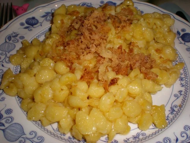 Rezept: Allgäuer Kässpatzen Allgäuer Kässpatzen - Rezept