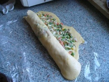 Rezept: gefüllte Käserolle Bild Nr. 12 gefüllte Käserolle - Rezept - Bild Nr. 12