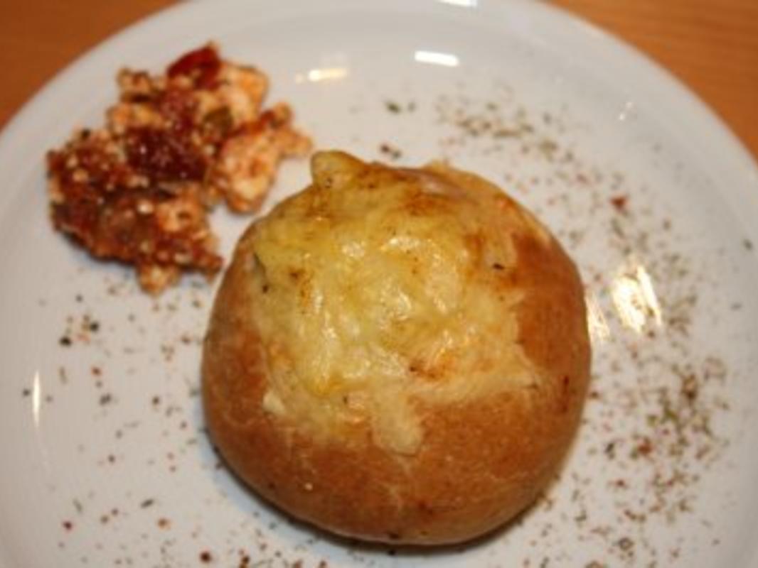 Scharfe Gefüllte Brötchen - einfach - 249 kcal/100g