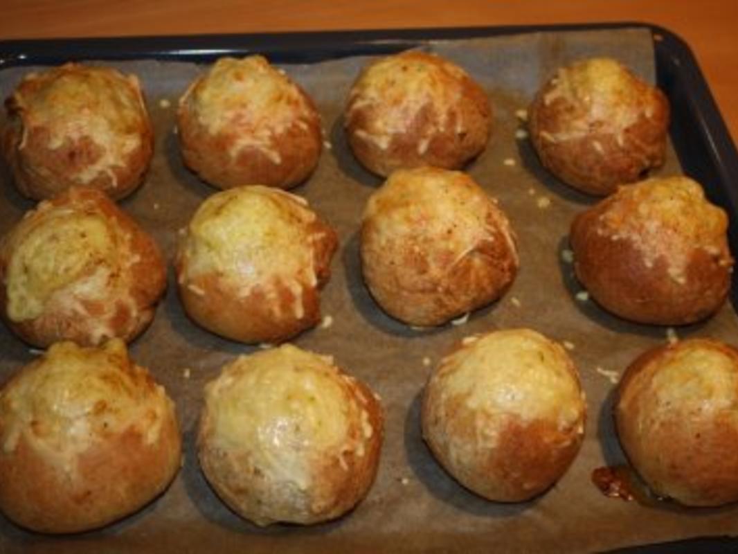 Scharfe Gefüllte Brötchen - einfach - 249 kcal/100g