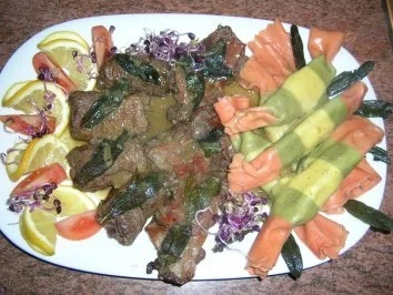 Rezept: Involtini+Saltimbocca nach meiner Art, asiatisch angehaucht an Caramelle tricolore und Wasabi Jus Bild Nr. 3 Involtini+Saltimbocca nach meiner Art, asiatisch angehaucht an Caramelle tricolore und Wasabi Jus - Rezept - Bild Nr. 3