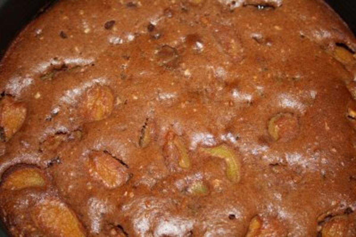 Schokoladenkuchen mit Aprikosen - Rezept - Bild Nr. 2