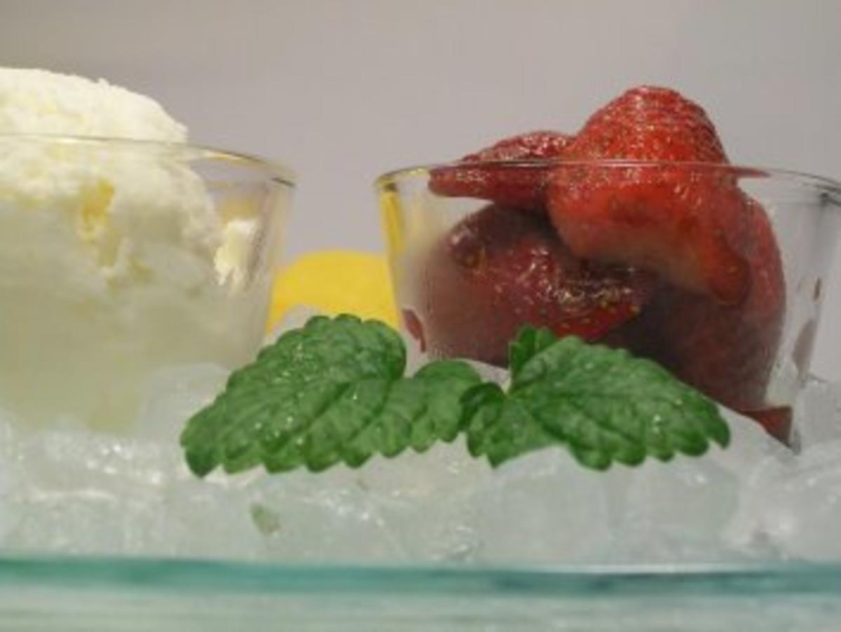Zitronen-Mascarpone-Eiscreme zu Chili-Erdbeeren - Rezept - Bild Nr. 4