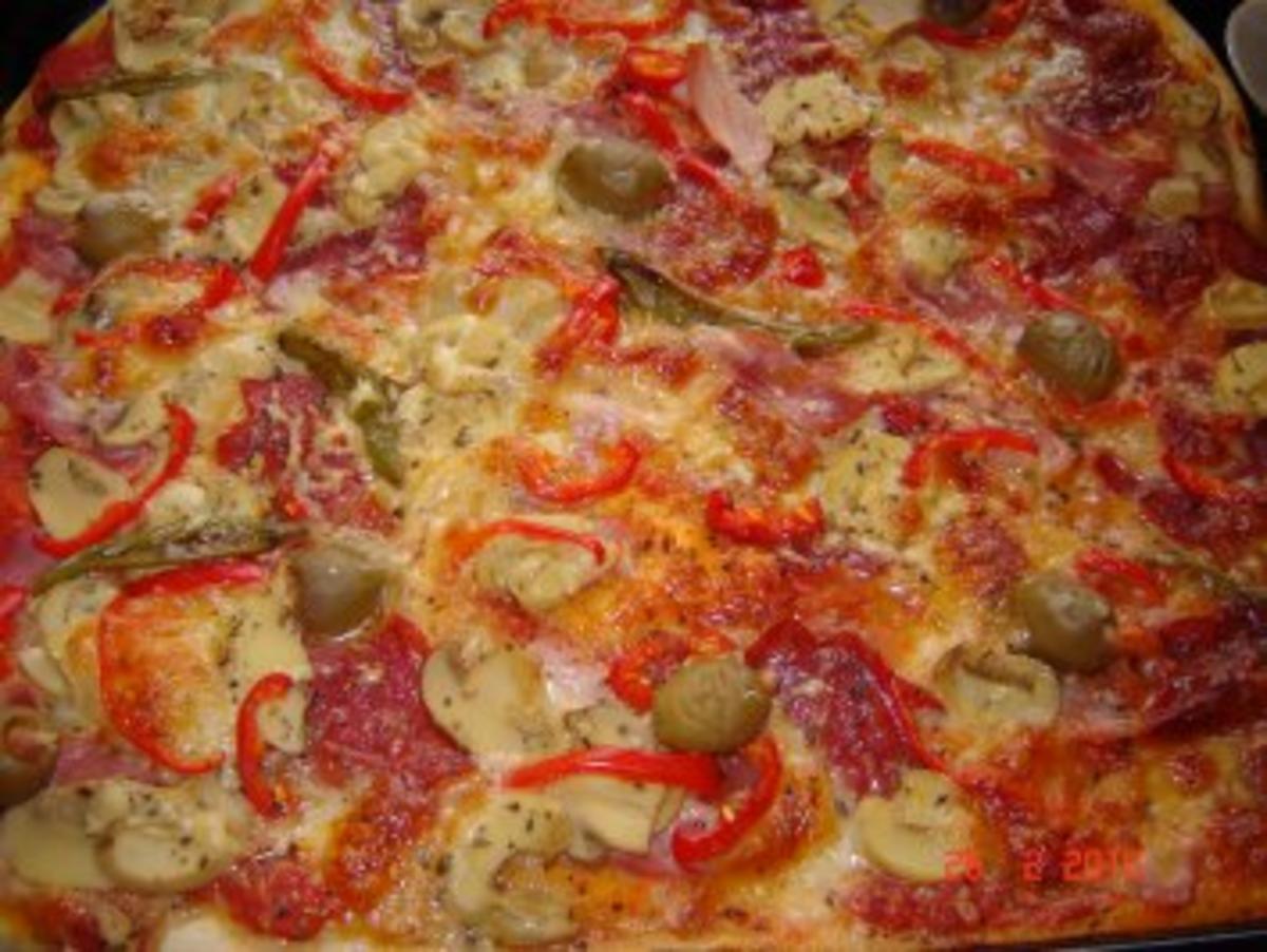Pikante Kuchen : Pizzateig + fertige Pizza - Rezept - Bild Nr. 6