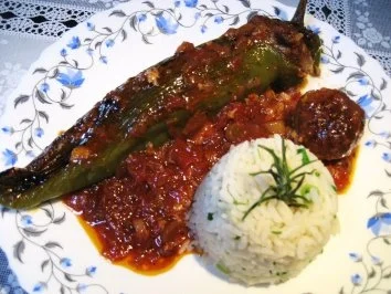 Rezept: Grüne Spitzpaprika ... Grüne Spitzpaprika ... - Rezept