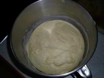 Rezept: Karin's Hefeteig Striezel - "kalt geführter" Germteig schnell & "Deppensicher" Bild Nr. 4 Karin's Hefeteig Striezel - "kalt geführter" Germteig schnell & "Deppensicher" - Rezept - Bild Nr. 4