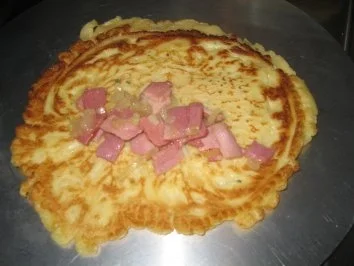 Rezept: Verschiedenes: Gratinierter Pfannkuchen-Spargel! Bild Nr. 5 Verschiedenes: Gratinierter Pfannkuchen-Spargel! - Rezept - Bild Nr. 5