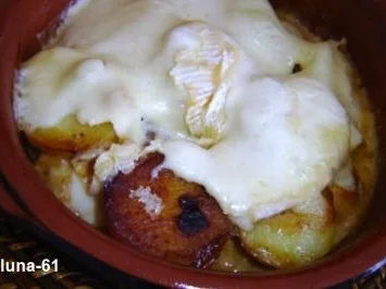 Rezept: TARTIFLETTE SAVOYARDE - eine deftige Spezialität aus Savoyen Bild Nr. 10 TARTIFLETTE SAVOYARDE - eine deftige Spezialität aus Savoyen - Rezept - Bild Nr. 10