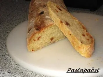 Rezept: Ciabatta mit getrockneten Tomaten Ciabatta mit getrockneten Tomaten - Rezept