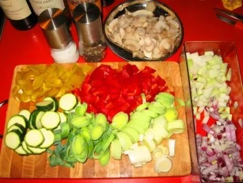 Hähnchenkeule gegrillt auf buntem Gemüsereis - Rezept - Bild Nr. 4