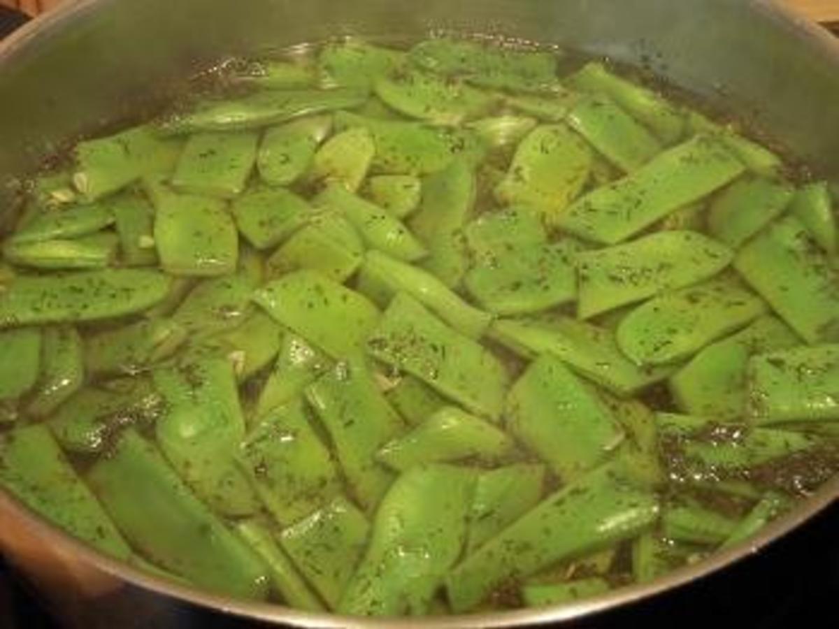 Stangenbohnen mit Tomaten, Kartöffelchen und Minutenkassler - einfach ...
