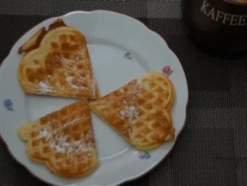 Sonntagswaffeln - Rezept - Bild Nr. 2