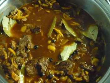 Rotweinrindergulasch mit Pfifferlingen und Kumquats - Rezept - Bild Nr. 12