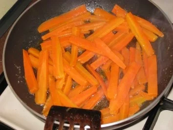 Rezept: Karamelisierte Möhren Karamelisierte Möhren - Rezept