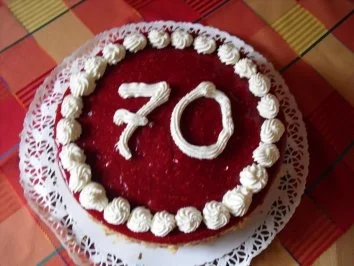 Rezept: Himbeersahnetorte Bild Nr. 3 Himbeersahnetorte - Rezept - Bild Nr. 3