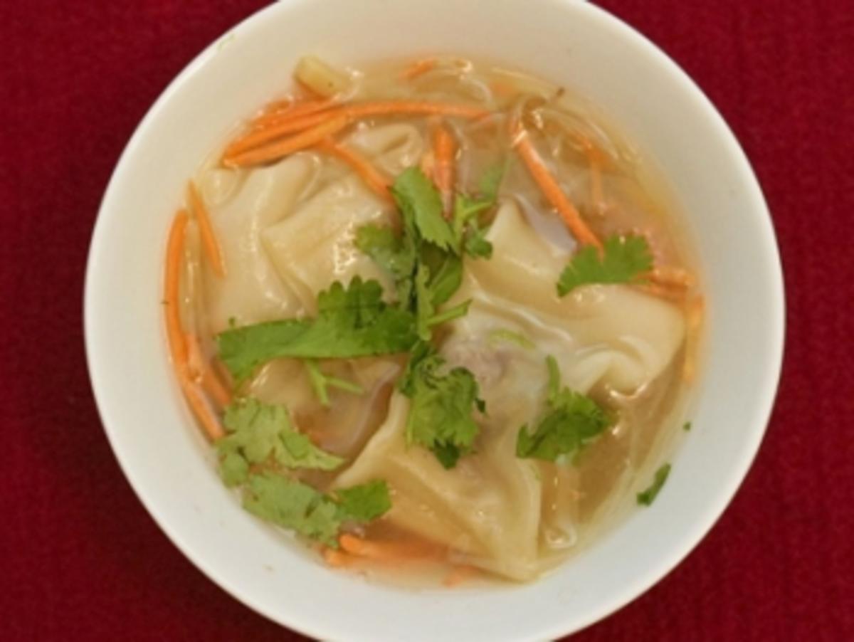 Lisas würzige Wan Tan Suppe (Lisa Bund) - Rezept