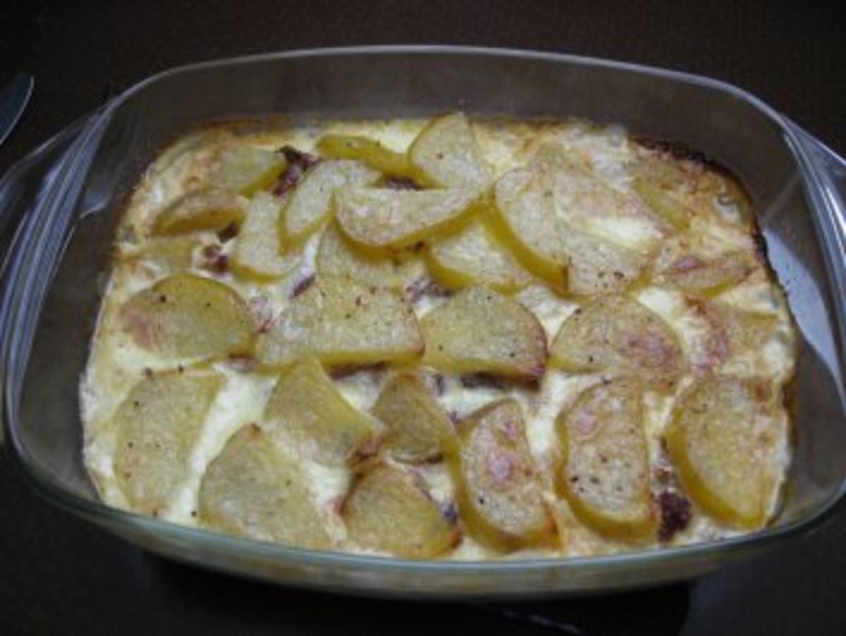 Kartoffelgratin mit Speck . - Rezept