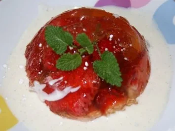 Dessert: Erdbeersülze mit Mascarpone-Vanille-Soße - Rezept - Bild Nr. 6