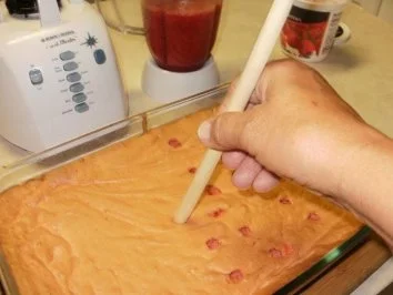 Rezept: Kuchen- Erdbeerkuchen - die Stadt Plant City in Florida ist bekannt fuer die Erdbeeren und hat die tollsten Rezepten Bild Nr. 4 Kuchen- Erdbeerkuchen - die Stadt Plant City in Florida ist bekannt fuer die Erdbeeren und hat die tollsten Rezepten - Rezept - Bild Nr. 4