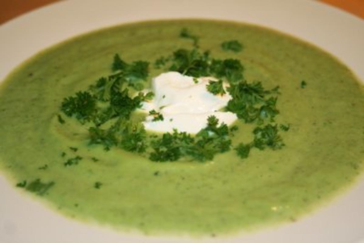 Broccoli-Cremesuppe - Rezept mit Bild - kochbar.de