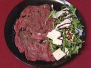 Carpaccio vom Rinderfilet an Ruccola und Kräutern (Rosi Jacob) - Rezept