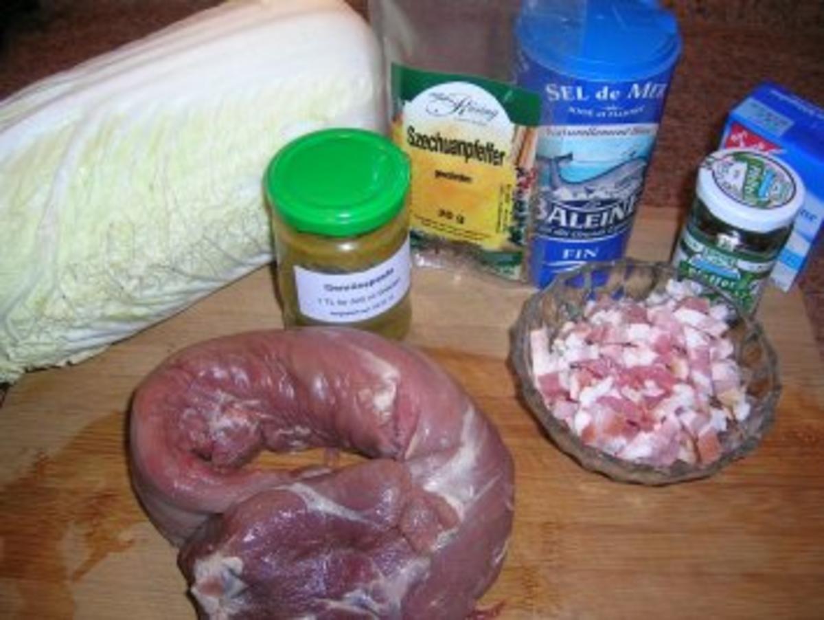 Landschweinfilet mit Chinakohlgemüse an  Szechuan-Pfeffer-Sauce und Bratkartoffeln - Rezept - Bild Nr. 3