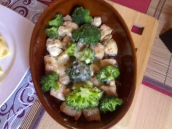 Rezept: Hähnchen - Broccoli Auflauf Bild Nr. 2 Hähnchen - Broccoli Auflauf - Rezept - Bild Nr. 2