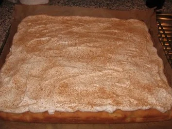 Rezept: Apfel-Buttermilchkuchen Bild Nr. 2 Apfel-Buttermilchkuchen - Rezept - Bild Nr. 2