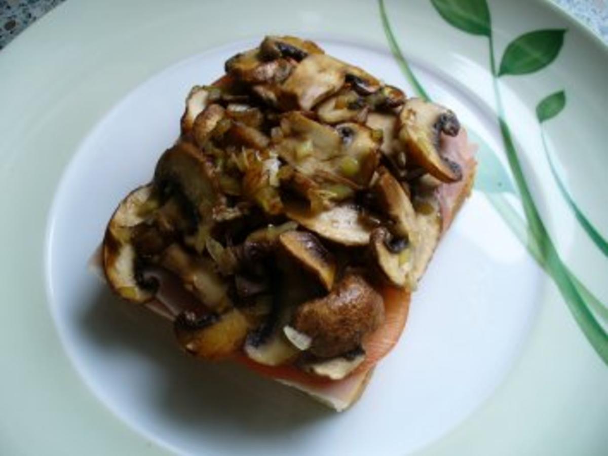 Schinken-Champignon-Toast - Rezept mit Bild - kochbar.de