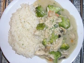 Rezept: Hühner-Frikassee Hühner-Frikassee - Rezept