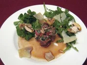 Rinder-Filet-Carpaccios und Käses zu Leipzig in Anwesenheit von Rauke - Rezept