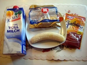 Rezept: Schokoladen - Cremepudding mit Bananenstückchen Bild Nr. 2 Schokoladen - Cremepudding mit Bananenstückchen - Rezept - Bild Nr. 2