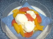 Marinierte Zitrusfrüchte auf Vanille-Eis - Rezept