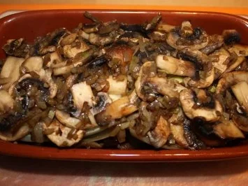 Fenchel mit Pilz/Käse Haube an Bandnudeln mit Knoblauch und Cherrytomaten - Rezept - Bild Nr. 5