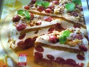 Rezept: Cappuccino-Torte mit Kirschen Bild Nr. 3 Cappuccino-Torte mit Kirschen - Rezept - Bild Nr. 3