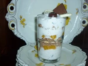 Orangen-Stracciatella-Quark mit Haferflecks - Rezept