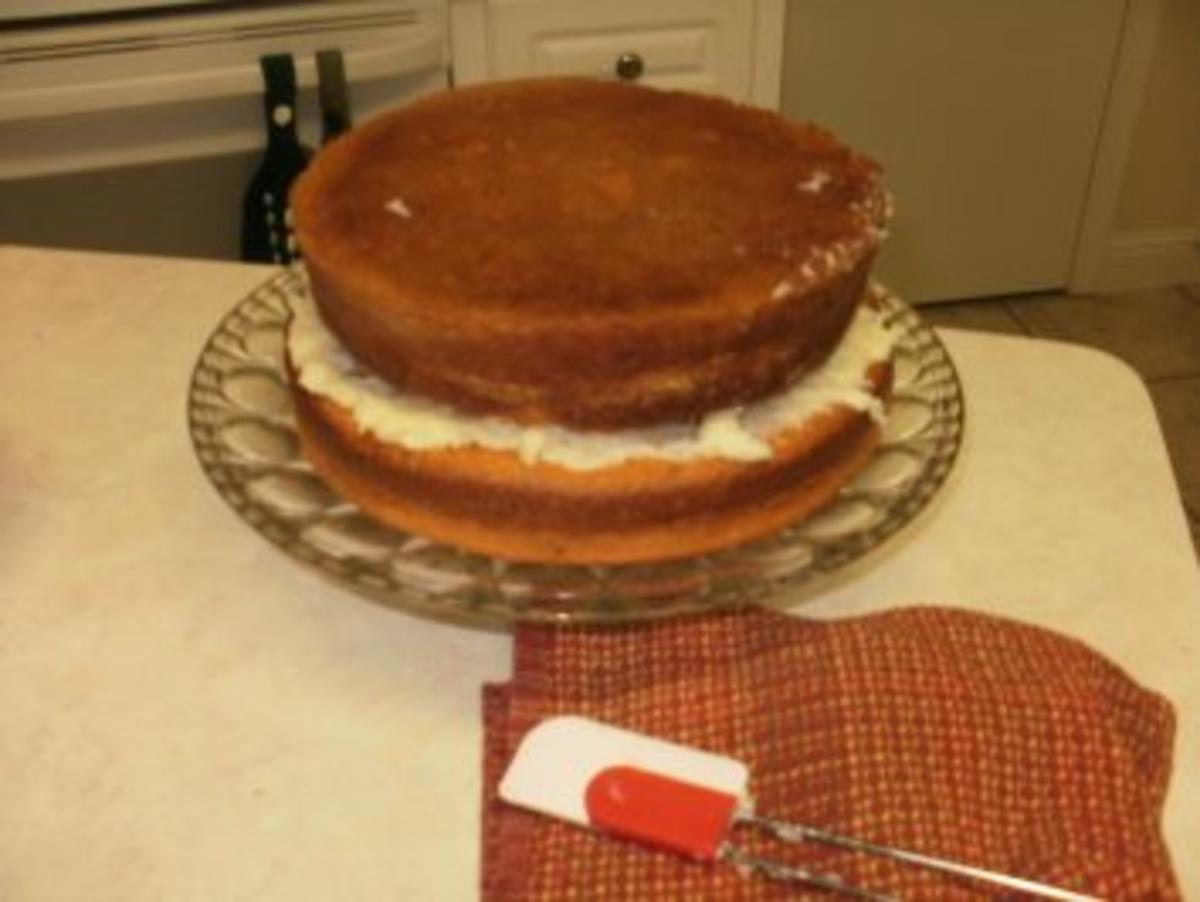 Kuchen- Frosting fuer Amerikanischen Suesskartoffel Kuchen mit Kokonuss Fuellung - Rezept - Bild Nr. 7