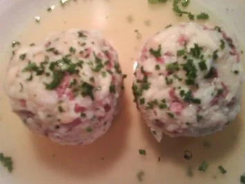 Rezept: Tiroler Speckknödel Tiroler Speckknödel - Rezept