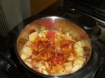 Rezept: Deftiges Zwiebelsteak mit Apfelchutney Bild Nr. 5 Deftiges Zwiebelsteak mit Apfelchutney - Rezept - Bild Nr. 5