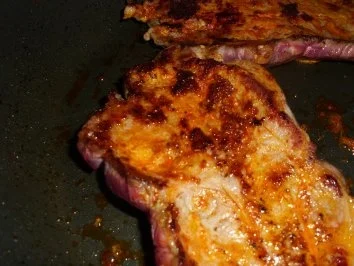 Rezept: Deftiges Zwiebelsteak mit Apfelchutney Bild Nr. 3 Deftiges Zwiebelsteak mit Apfelchutney - Rezept - Bild Nr. 3