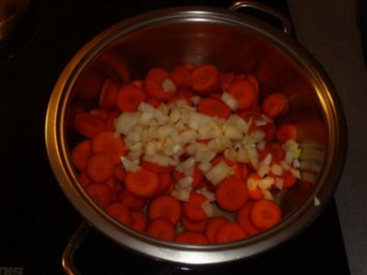 Suppen: Karotten-Orangen-Curry-Suppe - Rezept - Bild Nr. 2