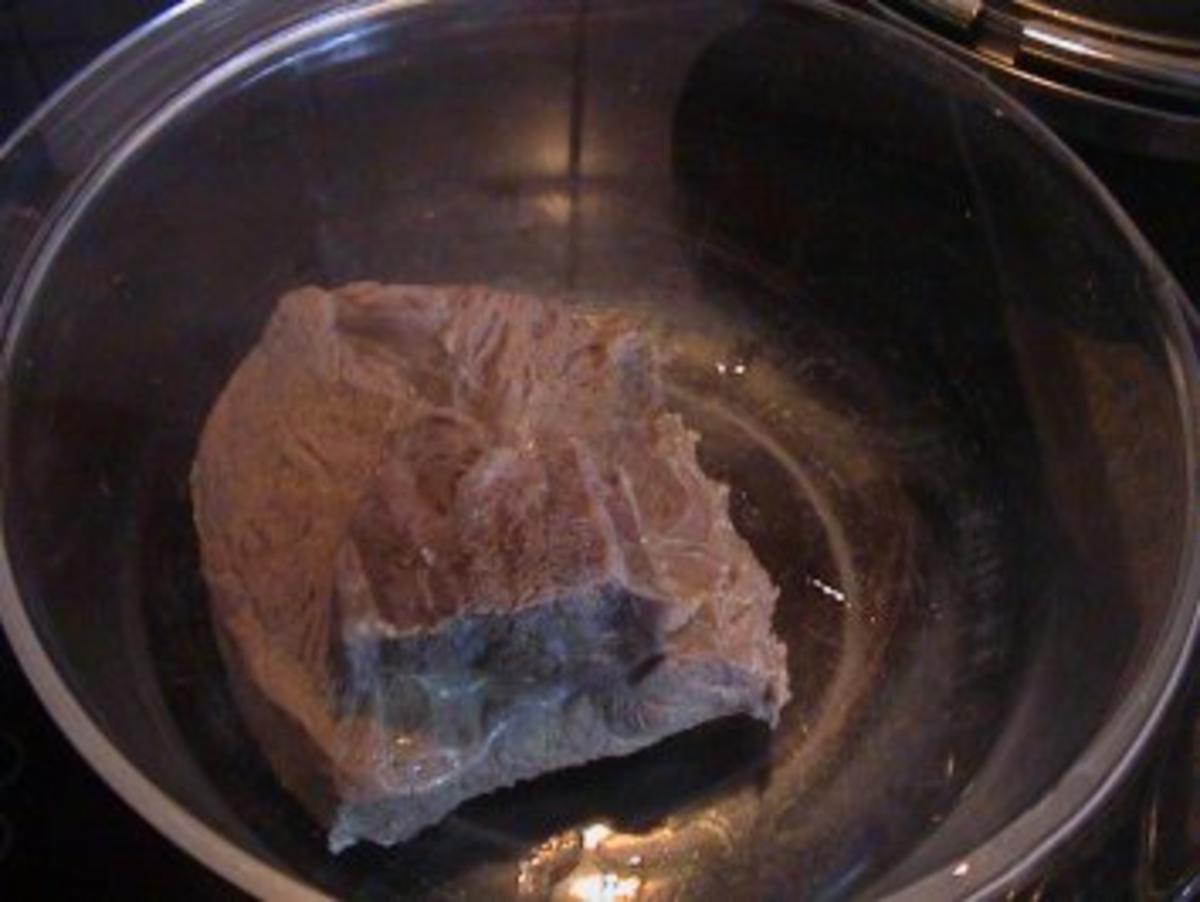 Rindfleischsuppe mit Gemüse im Dampfdrucktopf - Rezept - Bild Nr. 3