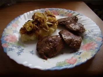 Putenleber mit Zwiebeln und Stampfkartoffeln - Rezept