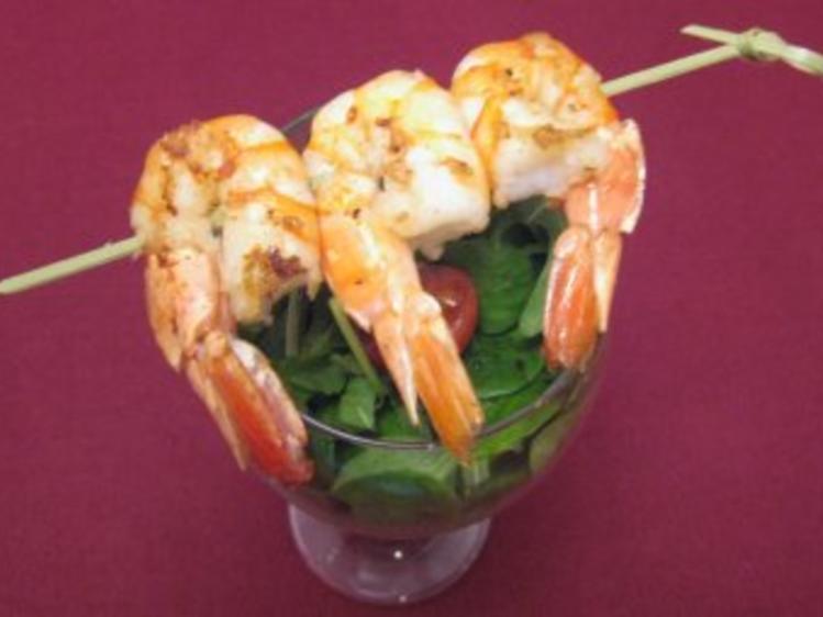 Gebratene Scampi auf Salatbett - Rezept - kochbar.de